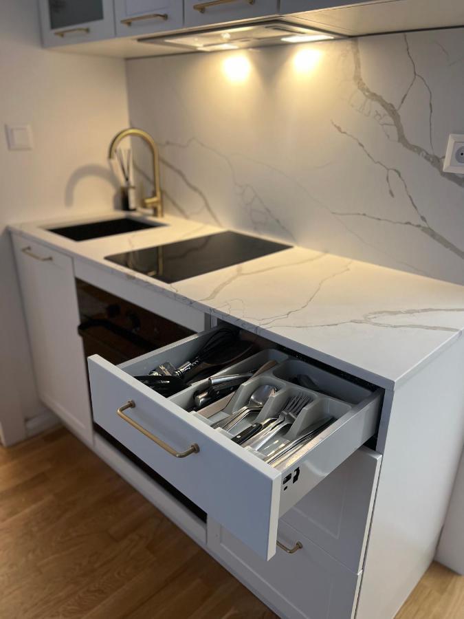 פראג Angeloroma Deluxe Apartment מראה חיצוני תמונה
